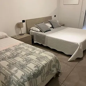 https://le-2-torri.hotelitalianriviera.com